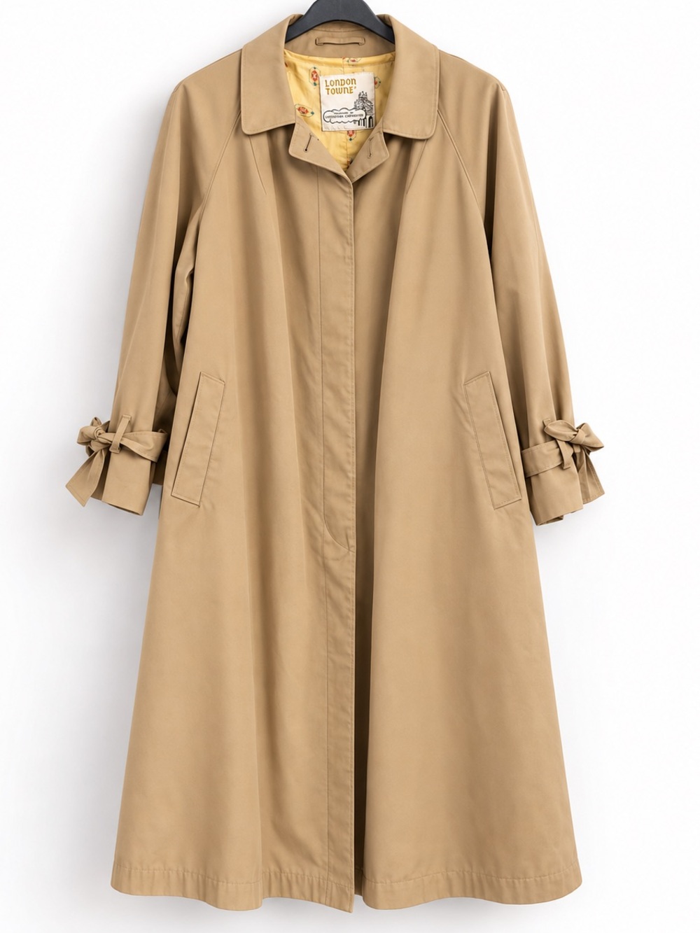 Vintage London Towne Tan Trench Coat with Tie Cuffs Size 18 Half